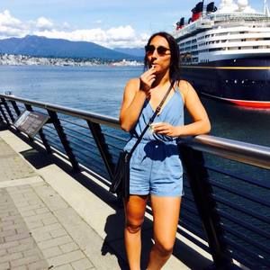 Meet your Posher, Isabelle